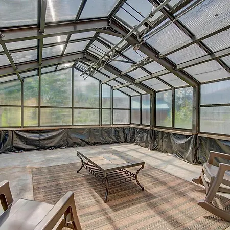 Ten Peaks Lodge